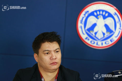 A Cool: Эр хүн шиг нударгаараа үзэх үү, реппер Gee